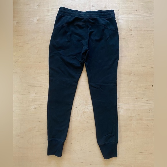 Hollister Jogger Style Sweatpants - Picture 2 of 4